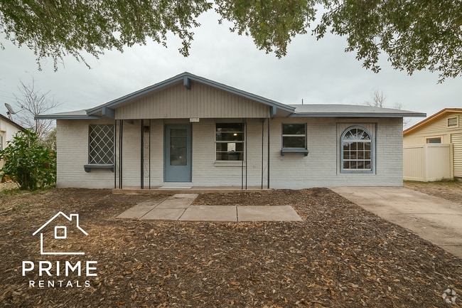 Building Photo - 5020 Gene Cernan Dr Rental