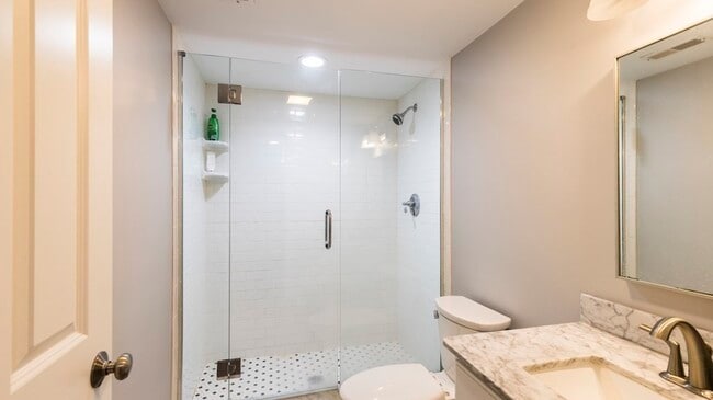 Photo - 12 Sargent St