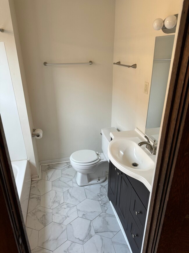 Photo - 209 W Fifth Ave Condo Unit 204