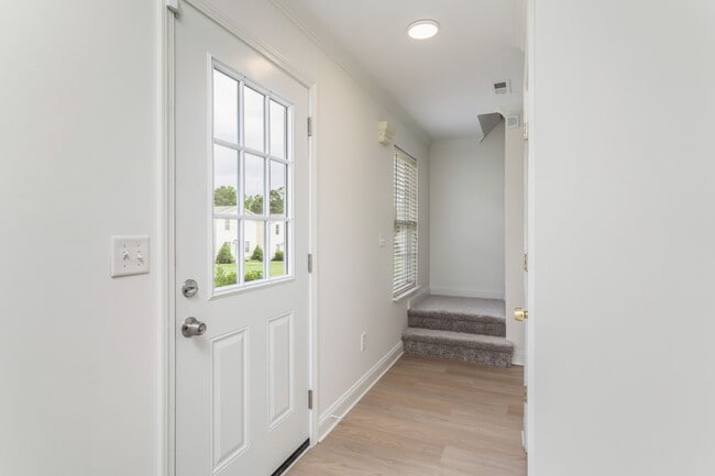 Photo - 3956 Archibald Way