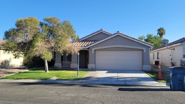 Building Photo - 4825 White Aspen Ave Rental