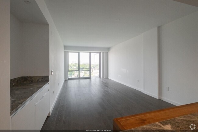 Building Photo - 320 Adolphus Ave Unit 1404 Rental