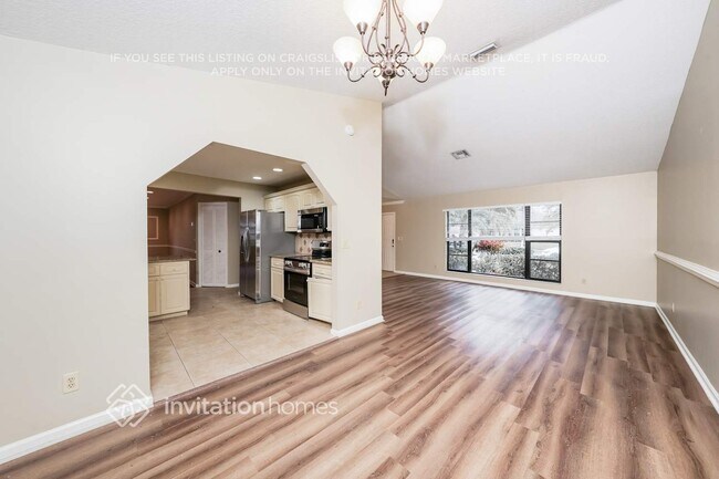 Photo - 845 Daffodil Dr