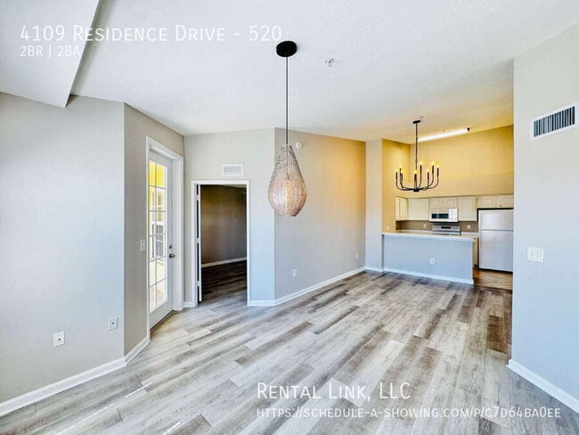 Building Photo - 4109 Residence Drive Unit 520