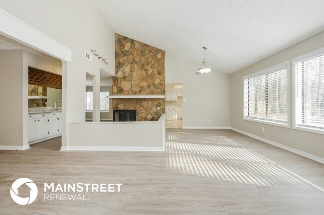 Photo - 749 Post Rd Ln