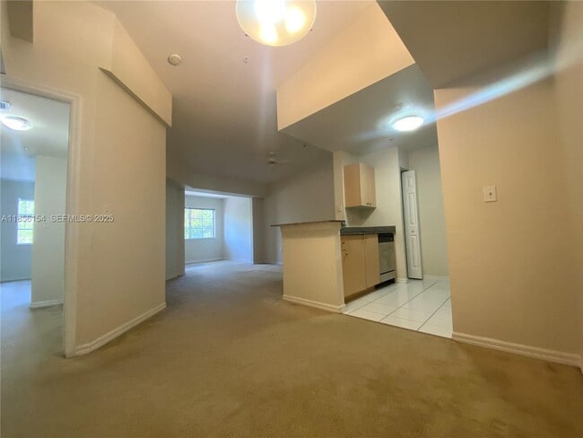 Photo - 2544 Centergate Dr Unit 305