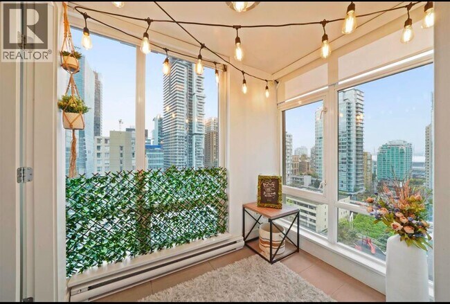 Photo - 565 Smithe St Unit 1606
