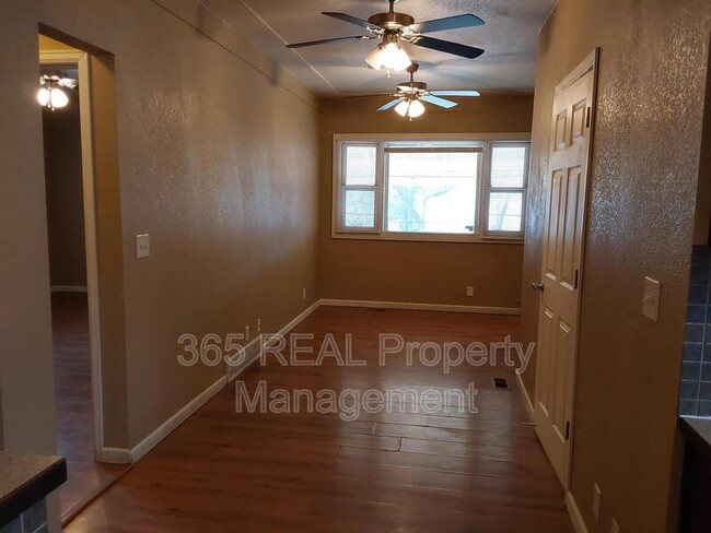 Photo - 1417 12th Ave