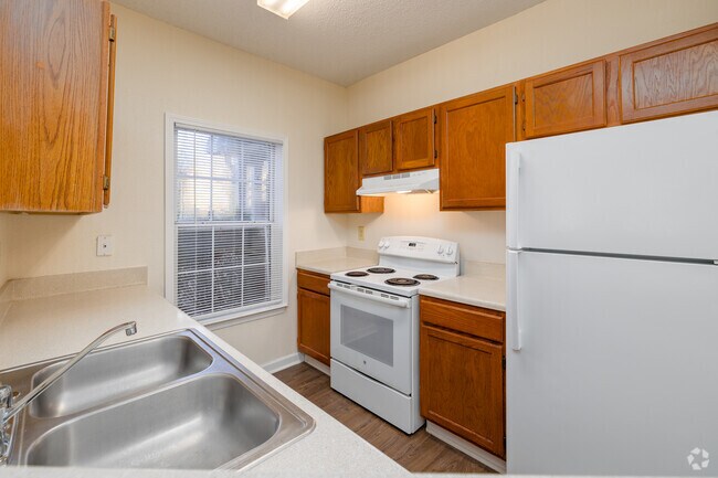 1BR, 1BA - 873SF - Kitchen