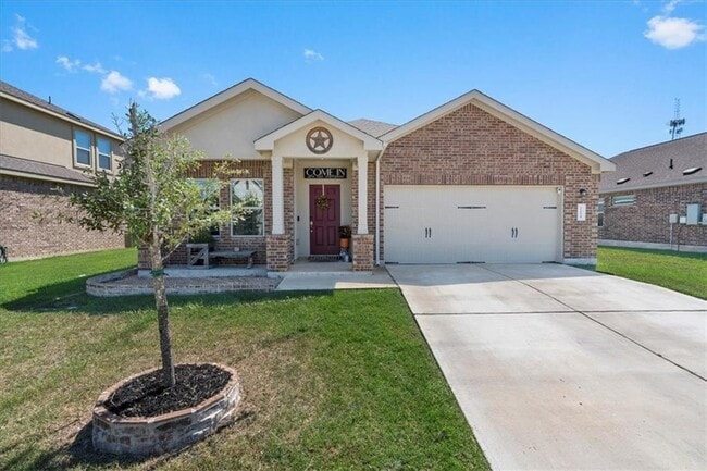 Photo - 1104 Hillrose Dr