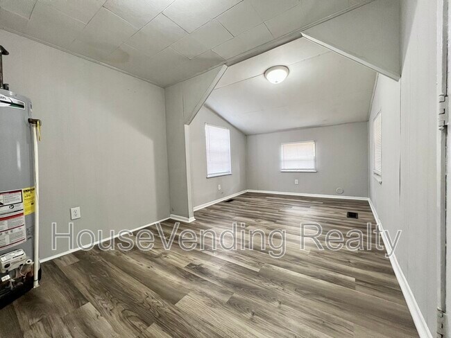 Photo - 507 Arthur Ave