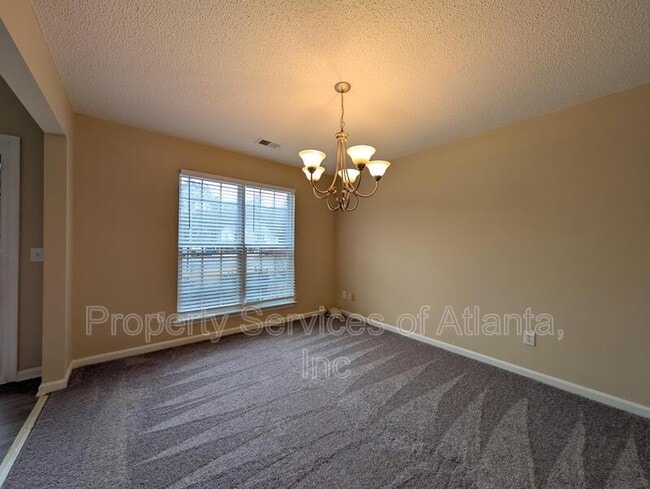 Photo - 704 Denise Ct