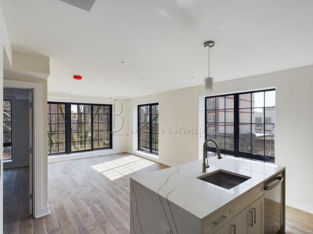 Building Photo - 1 bedroom in ASTORIA NY 11102 Unit 3A Rental
