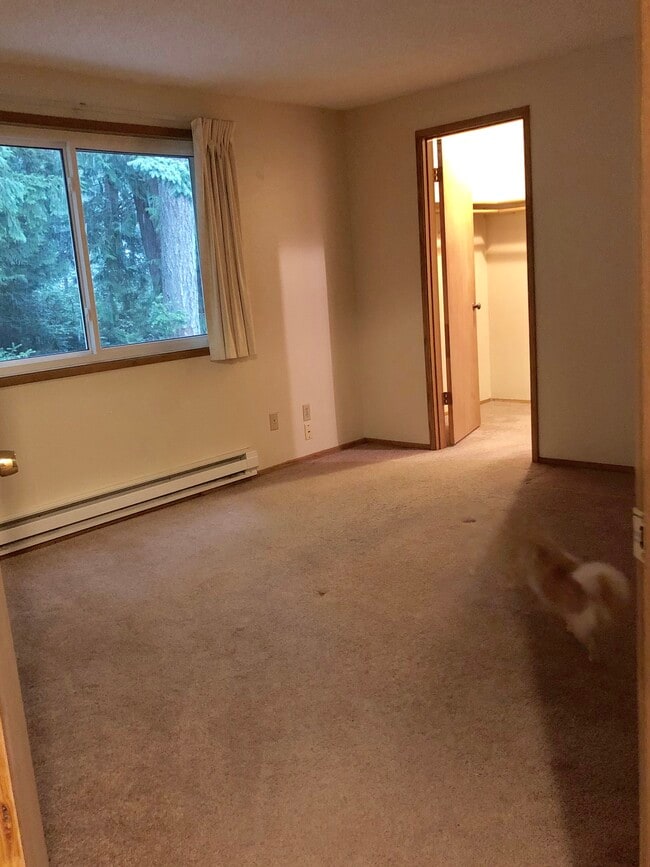 Building Photo - 7163 Chico Way NW Unit Downstairs