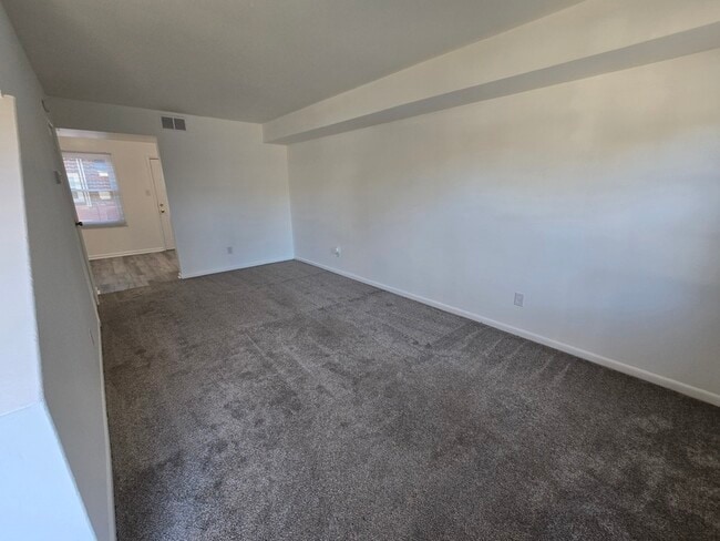 Photo - 2650 Wayside Dr