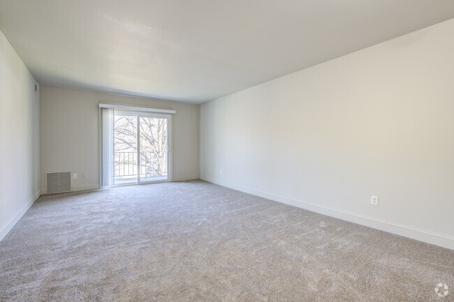 2nd Floor 2 BR