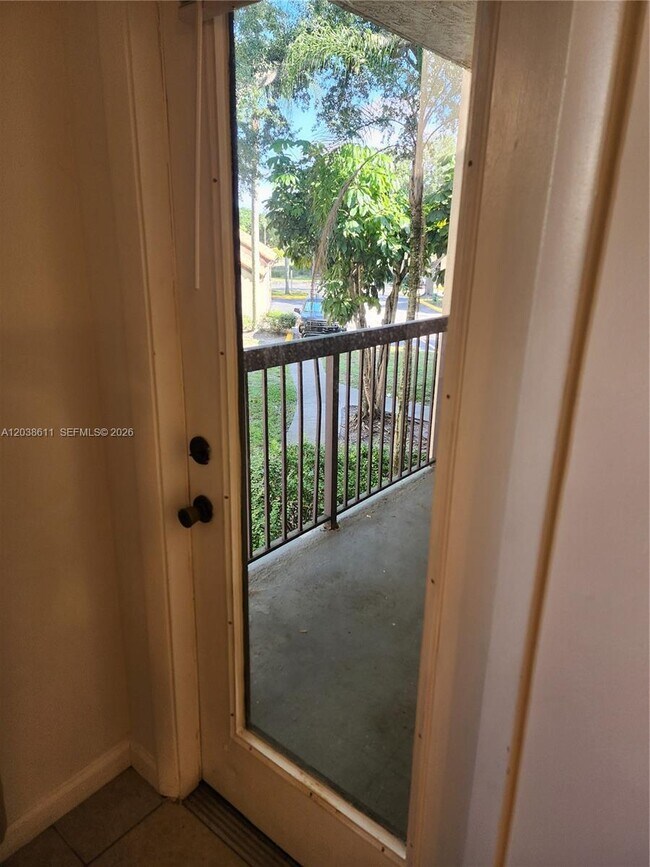 Photo - 4401 W McNab Rd Unidad 16