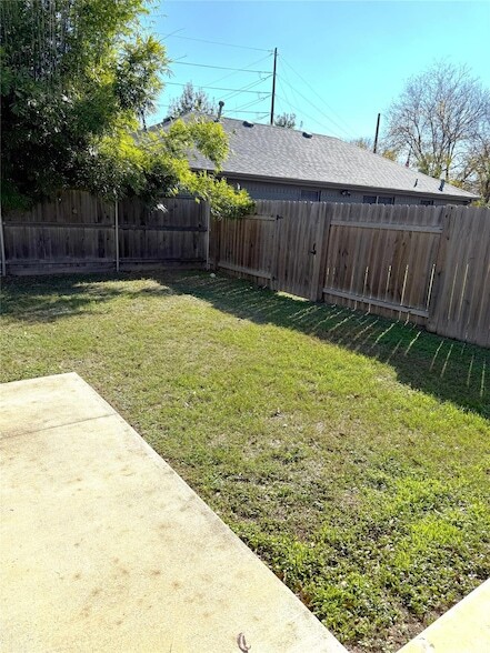 Photo - 1804 Garden St