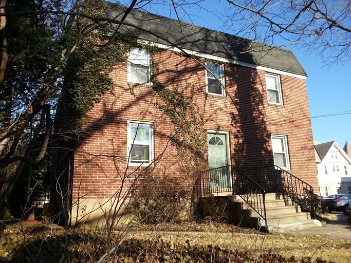 Photo - 323 Calcon Hook Rd Apartments