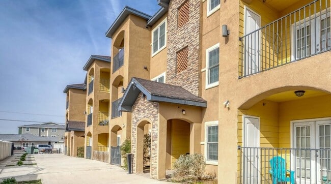 Lone Star Villas - Lone Star Villas Apartments