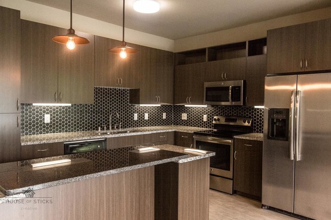 Photo - Magnolia on Matilda