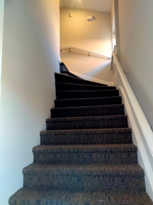 Photo - 57 Imlay St Unit E