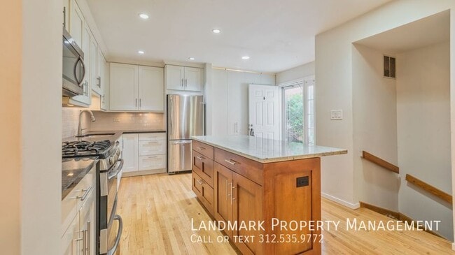 Photo - 1800 N Fremont St Unit 2