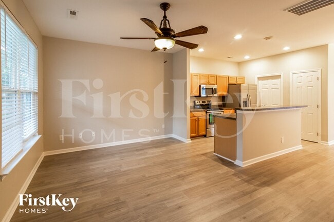 Photo - 8954 Planters Row Ln