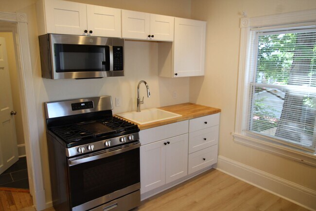 17 O'Neil St Unit 17-2 O'Neil St