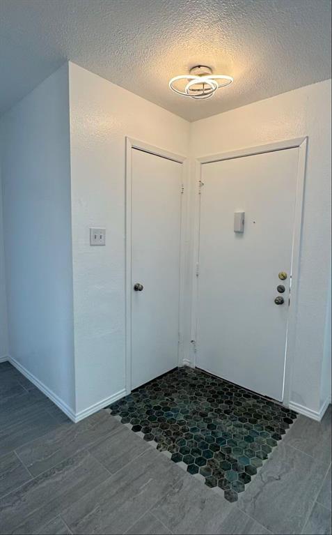 Photo - 6205 Aviary Cove