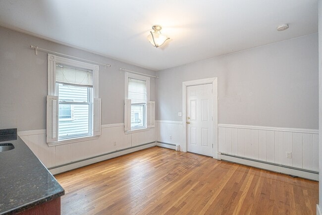 Photo - 63 Mozart St Unit 1