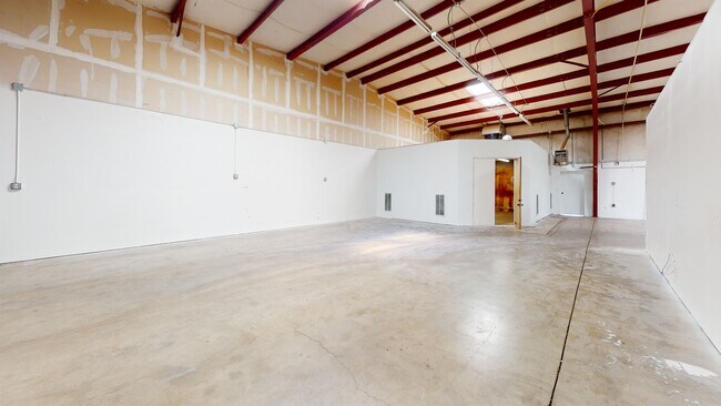 Photo - 6200 Stainless Way Unit B