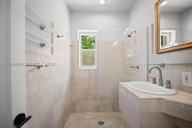 Photo - 11222 NE 9th Ave