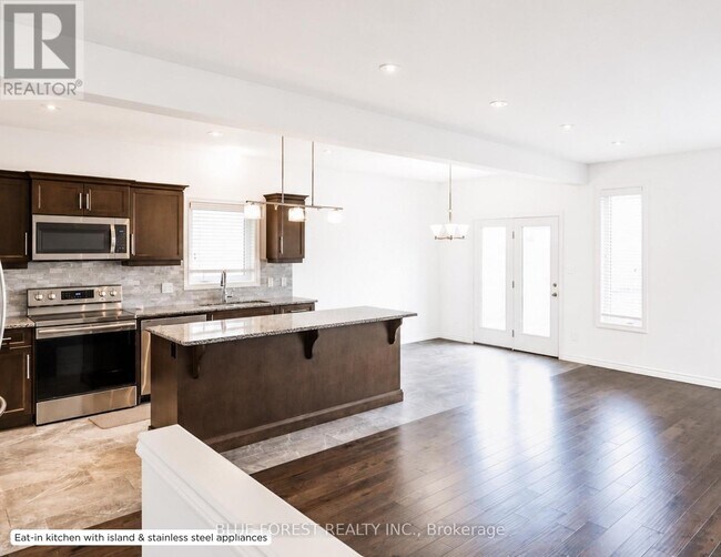 Photo - 4377 Lismer Ln