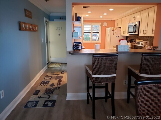 7440 S Ocean Dr Unit 323A