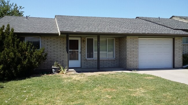 Photo - 102 N 48th Ave