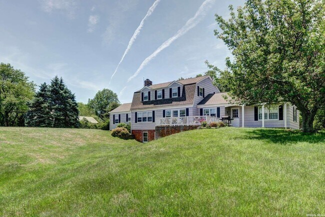 199 Old Harbor Rd