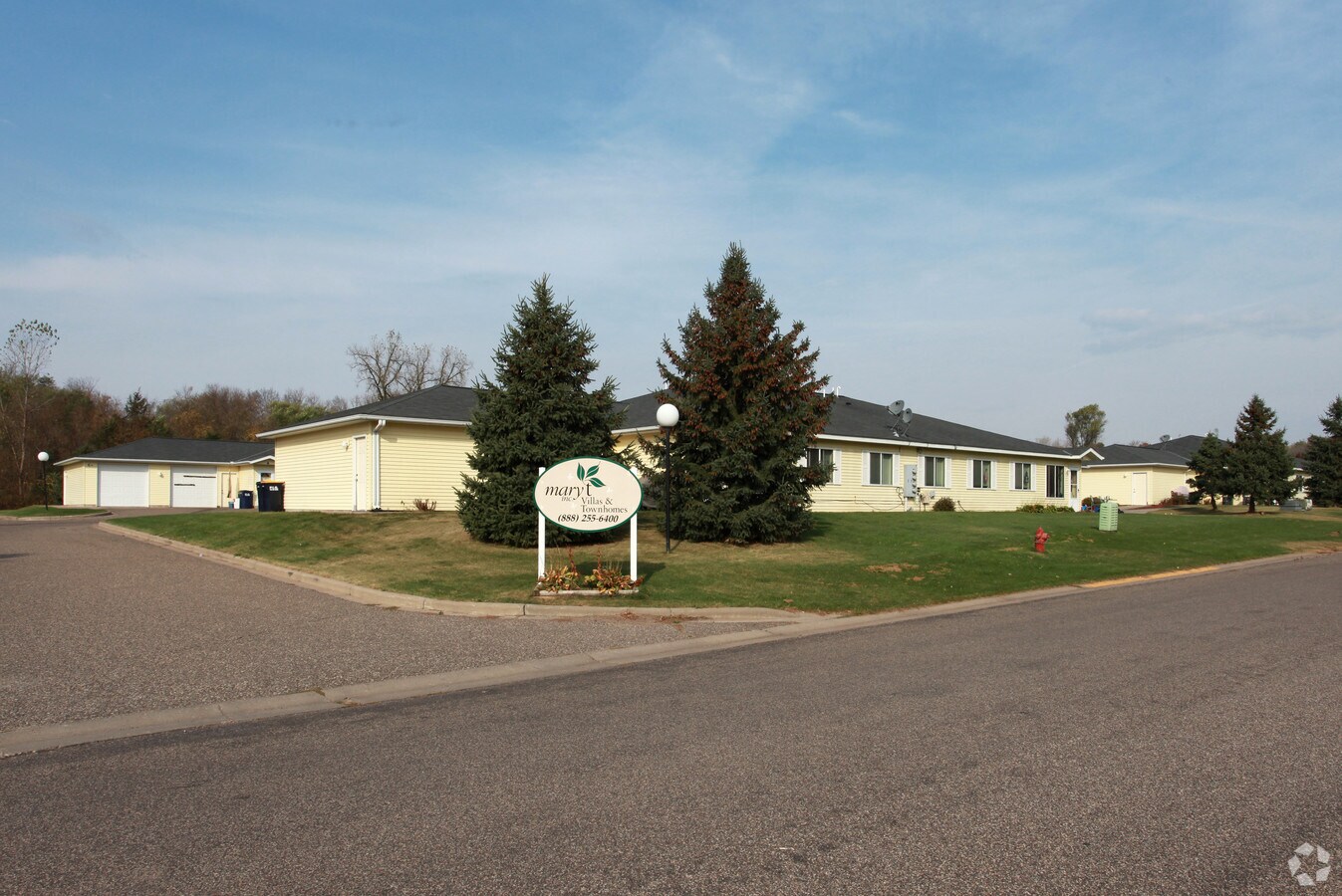 Building Exterior - Villas by Mary T - Prescott Apartments
