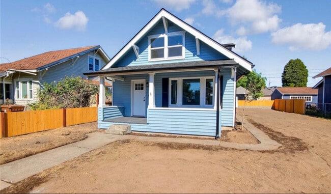 Building Photo - 3577 E J St