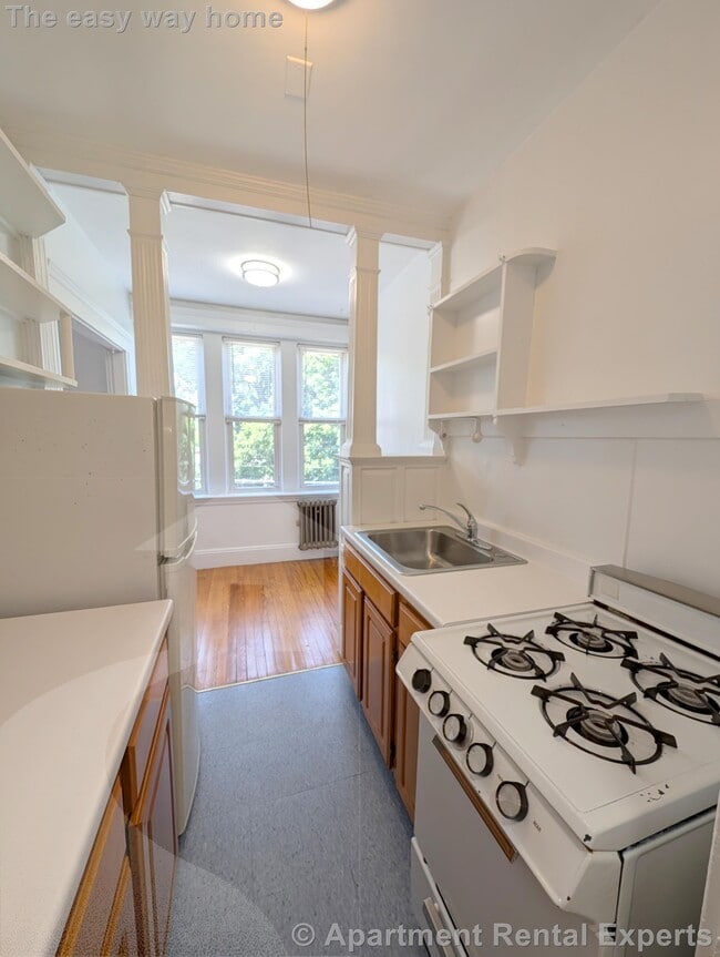 Photo - 172 Maple St Unit #303