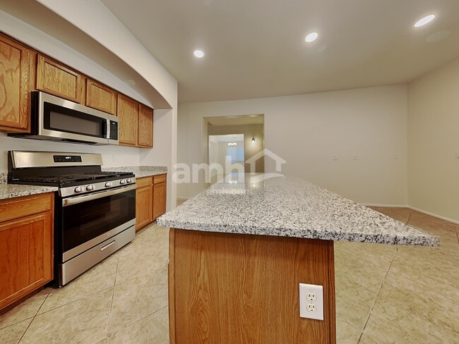 Photo - 3933 E Mica Rd