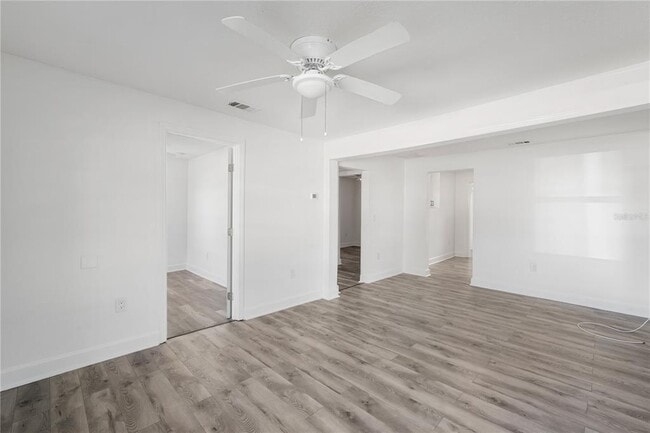 Photo - 1159 Engman St