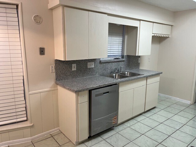 22107 Merrymount Dr