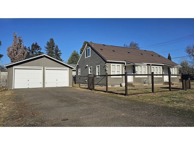 Photo - 2105 W 13th Ave