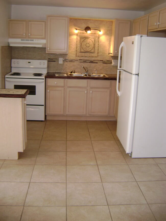 Photo - 412 NW 10th St Unit 412