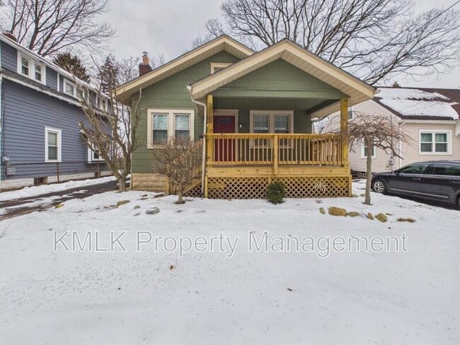 Photo - 1238 Sawyer Ave