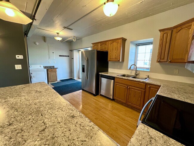 Photo - Industrial Style 3 Bedroom Home AVAILABLE JUNE!!!