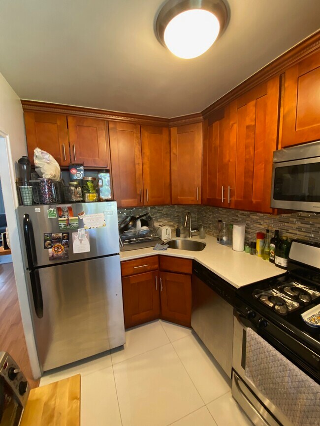 Photo - 6125 98th St Unidad 1L