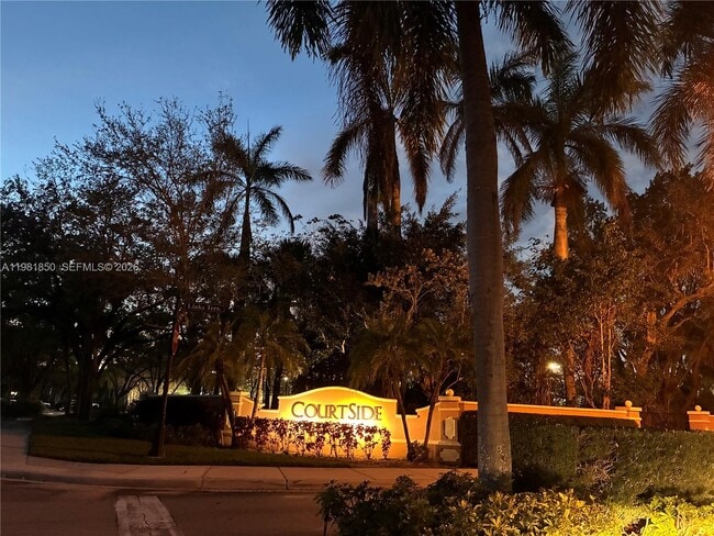 Building Photo - 2757 Center Ct Dr Unit 1-20