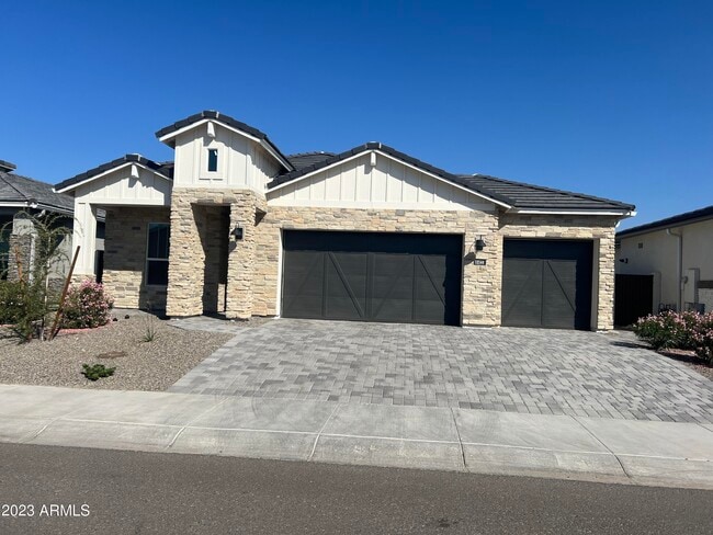 Photo - 10544 W Albert Ln Casa
